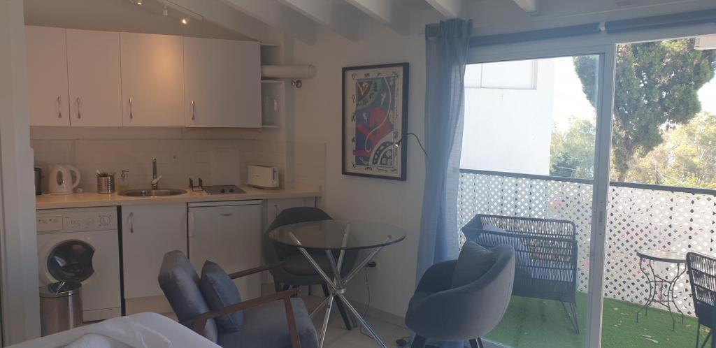Estudio Banos Del Carmen Appartamento Málaga Esterno foto